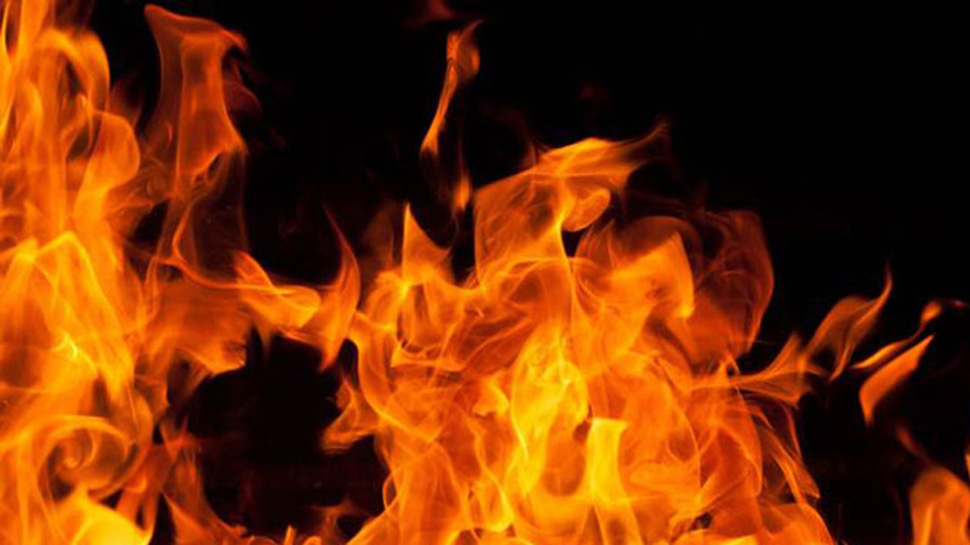 prabhu-bank-narayangarh-branch-catches-fire