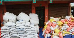 3000-families-get-relief-materials