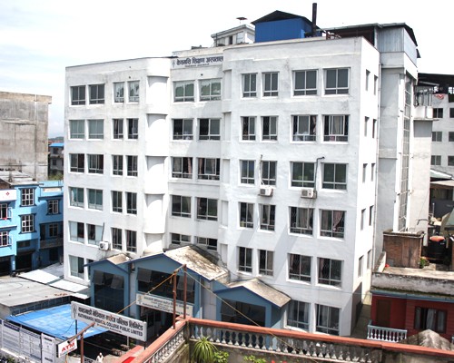 four-health-workers-of-kathmandu-medical-college-test-positive-for-covid-19