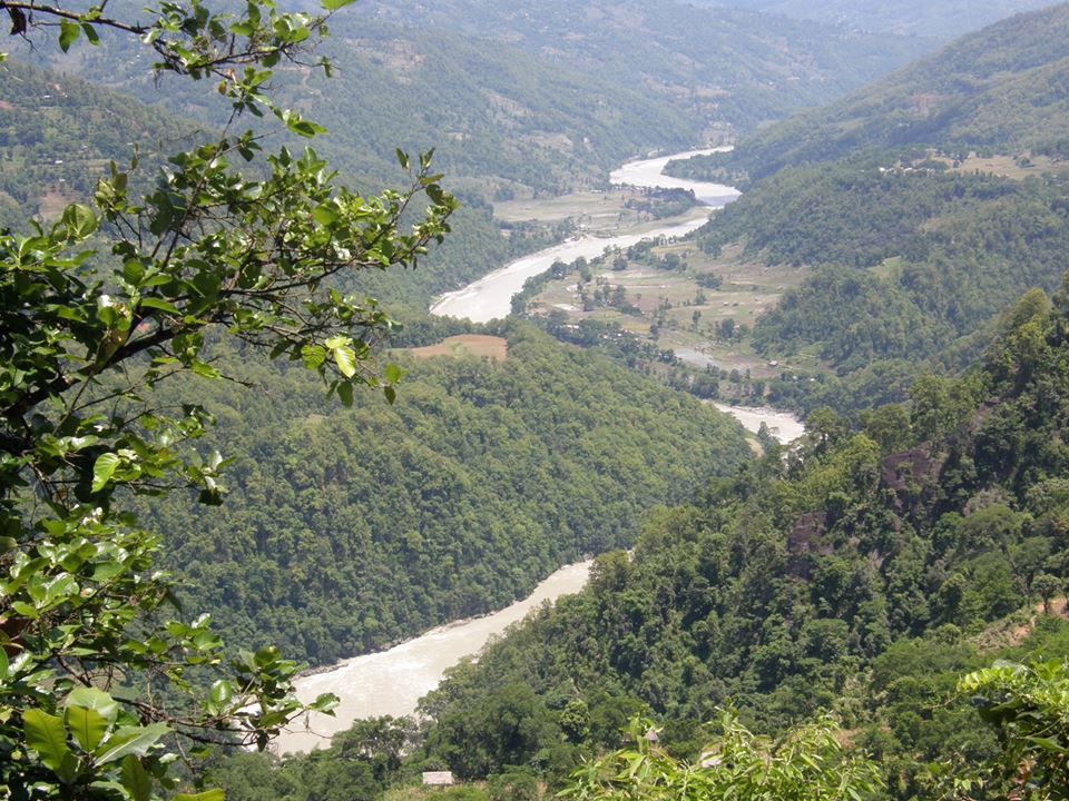 arun-river-partly-blocked-by-landslide-riverbank-settlements-made-alert