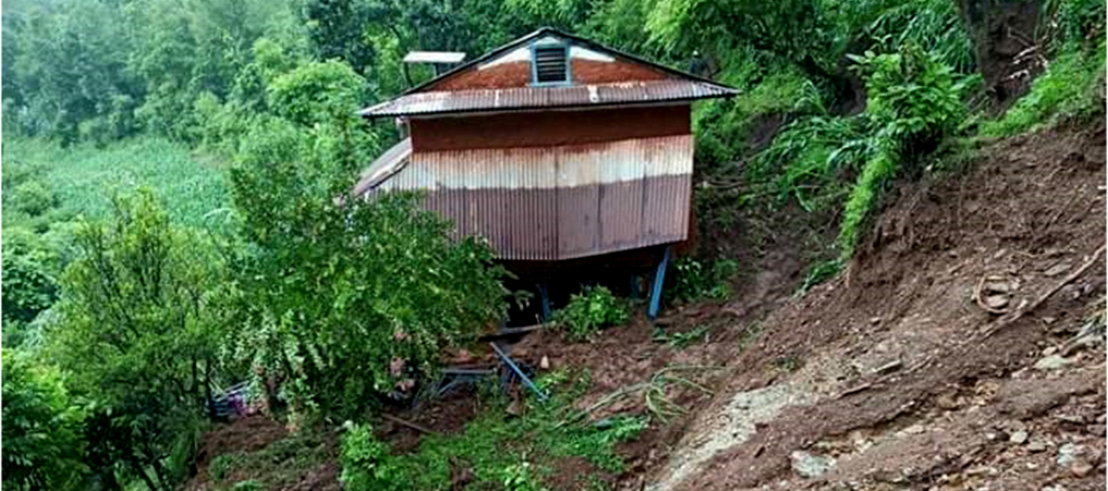 landslide-kills-two-children-in-gulmi