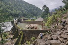 landslide-at-hydel-project-human-settlements-at-risk