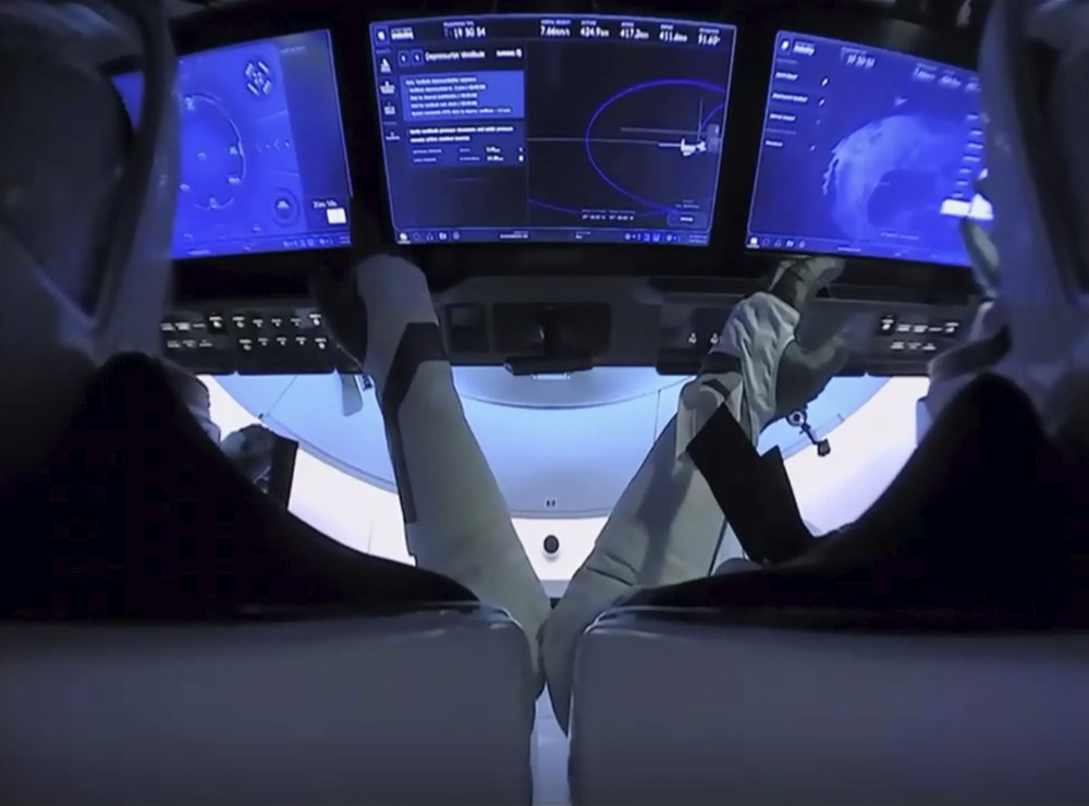 nasa-astronauts-aim-for-florida-coast-to-end-spacex-flight