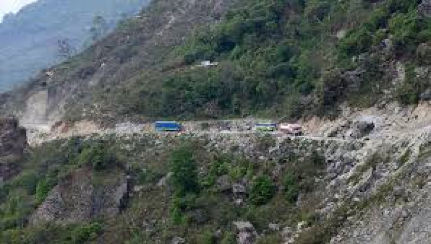 pasang-lhyamu-highway-resumes-operation