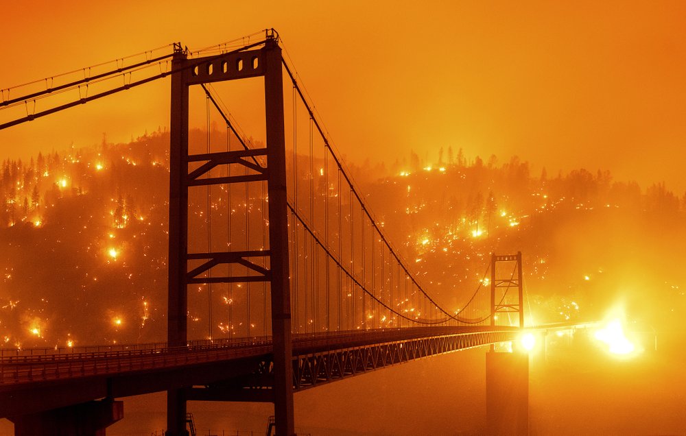 3-dead-as-wildfire-explodes-in-northern-california