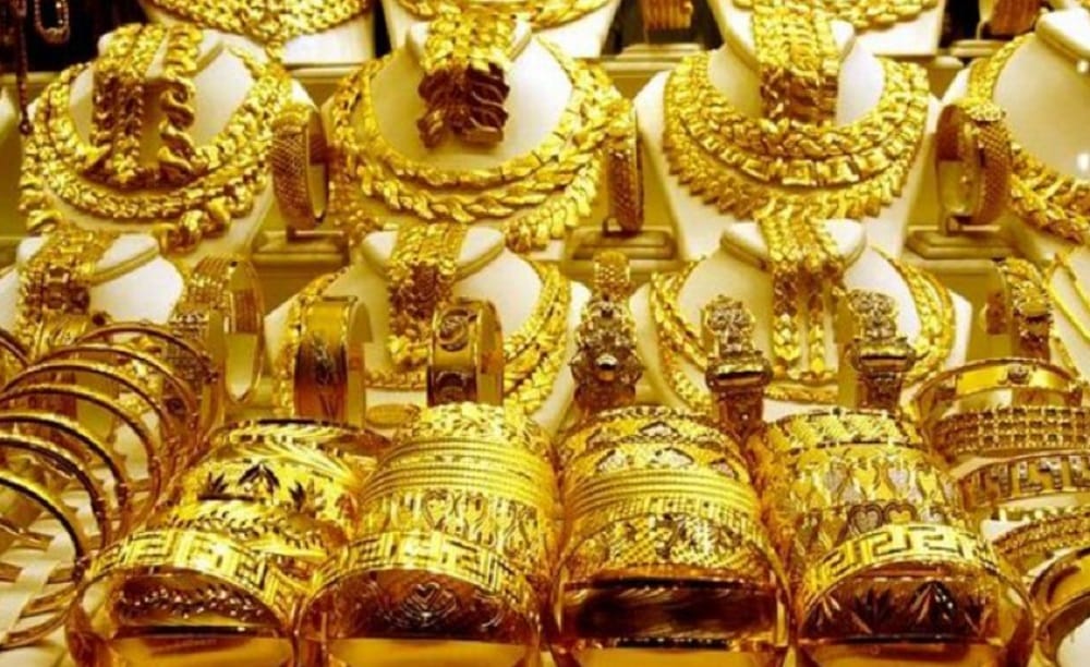 gold-price-drops-by-rs-1200-per-tola-today