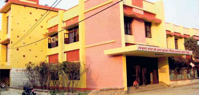 hospital-in-siraha-shuts-down-services-after-health-worker-contracts-covid-19