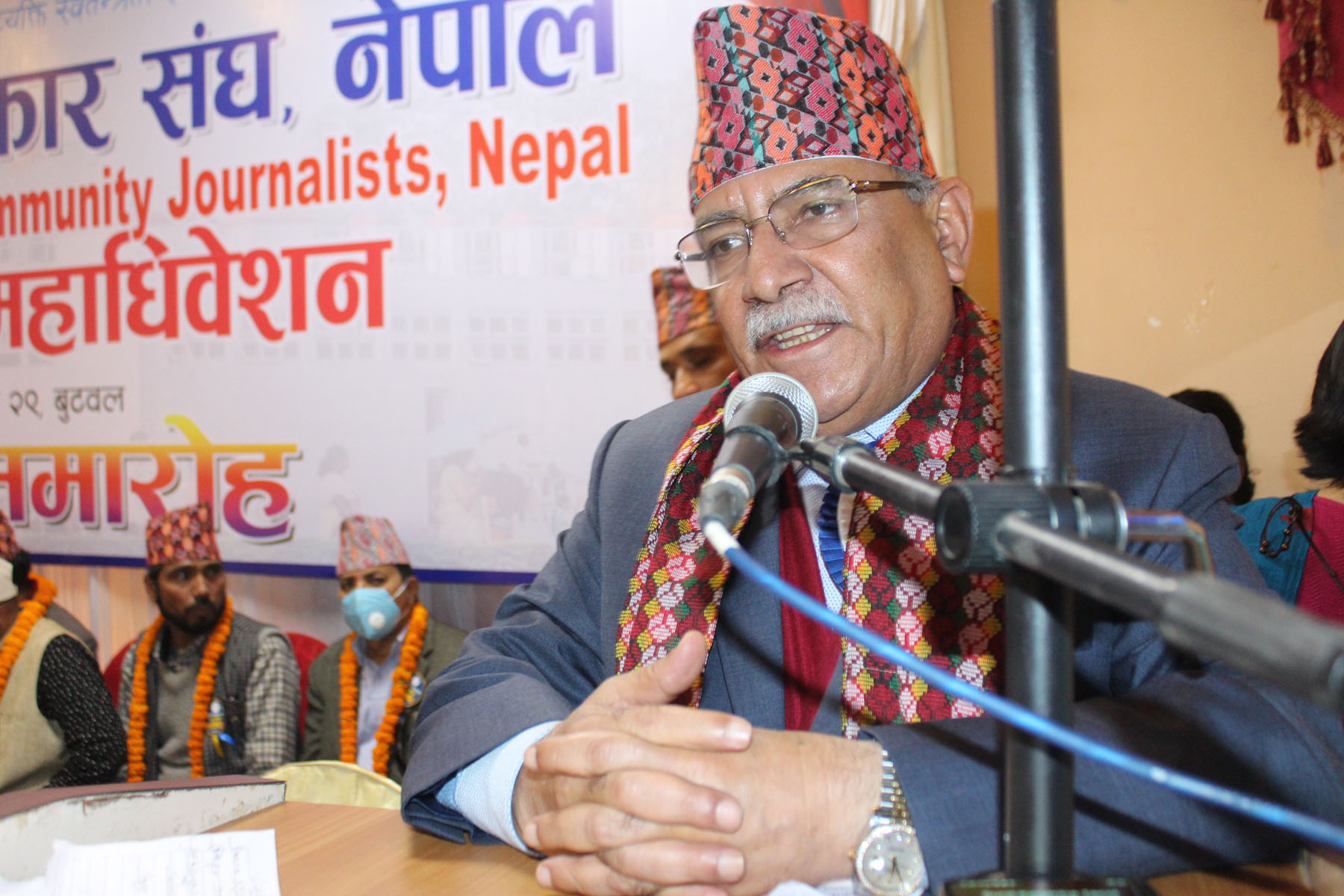 dahal-insists-on-peaceful-protest-to-safeguard-constitution