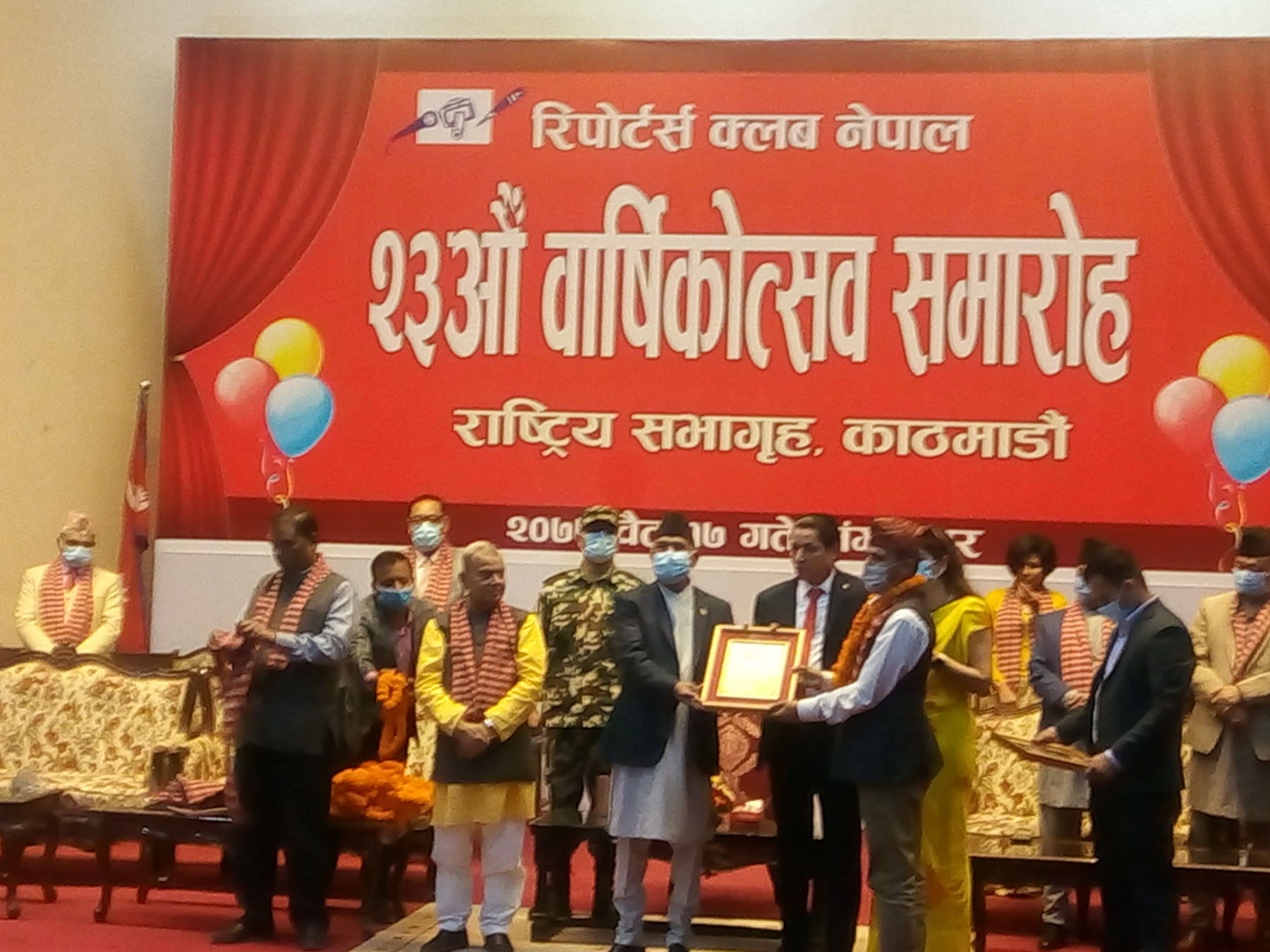 guragain-bags-madan-bhandari-memorial-journalism-award