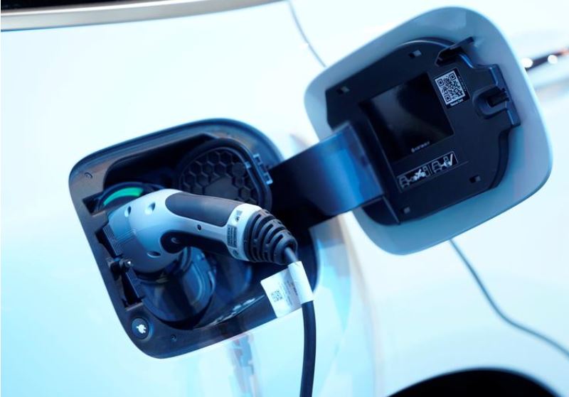 white-house-asks-epa-to-study-whether-evs-can-generate-renewable-fuel-credits