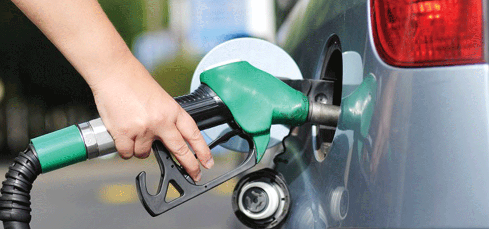 all-petrol-pumps-in-valley-to-remain-open