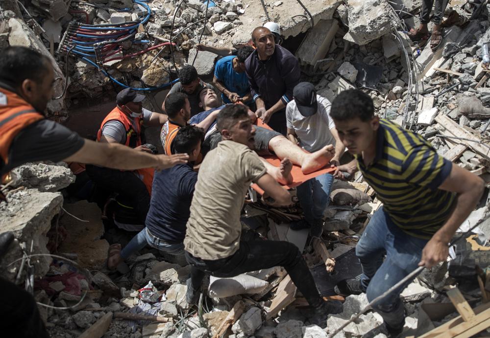 israeli-strikes-kill-42-topple-buildings-in-gaza-city