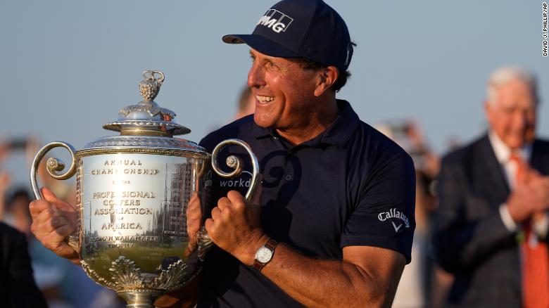 mickelson-becomes-oldest-major-champion