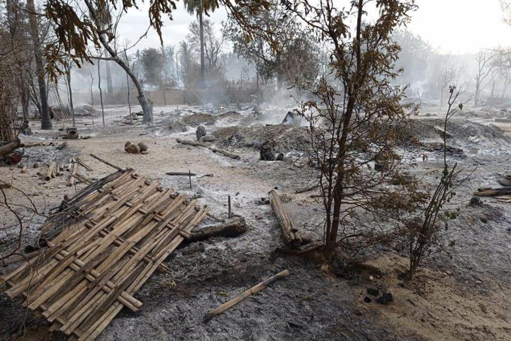 junta-troops-burn-myanmar-village-in-escalation-of-violence