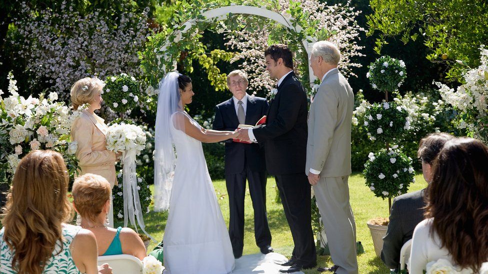 outdoor-civil-weddings-get-the-go-ahead