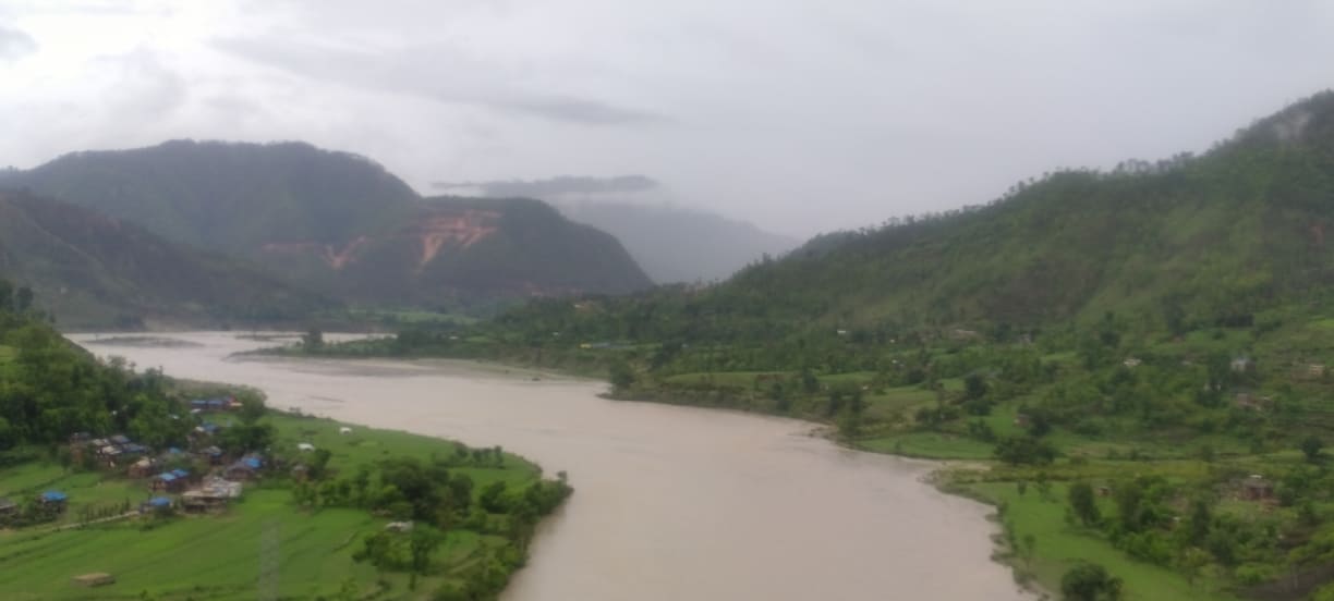 human-settlements-near-karnali-river-at-high-risk-of-flood-and-landslide