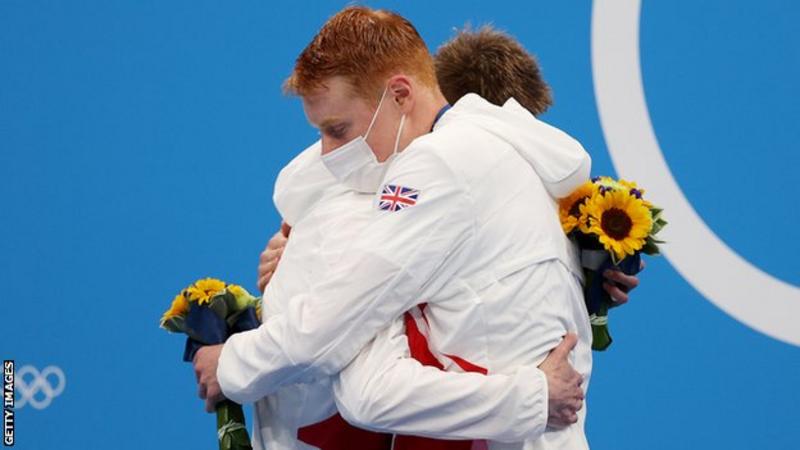 tokyo-olympics-tom-dean-takes-gold-duncan-scott-silver-for-gb-in-200m-freestyle