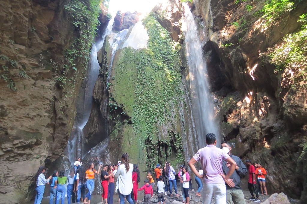 sinti-waterfall-lures-more-domestic-tourists
