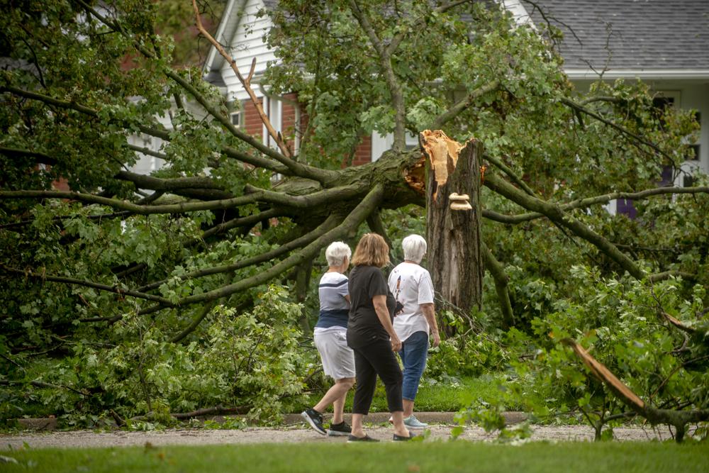 flooding-power-outages-hit-michigan-as-storms-rake-midwest
