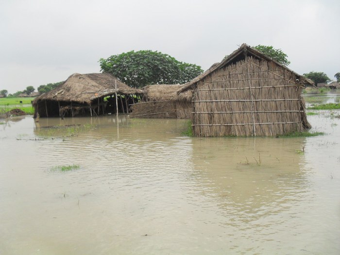 saptari-flood-victims-crying-for-reliefs