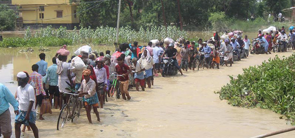 flood-victims-of-banke-living-in-forests-for-30-years