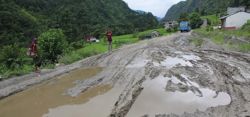 beni-darbang-road-construction-resumes-after-five-months