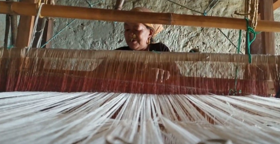 imported-fabrics-put-local-khadi-fabrics-on-verge-of-extinction