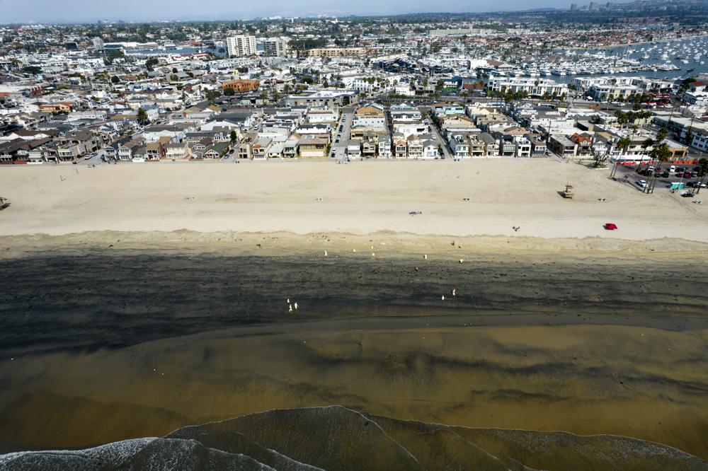 oil-spill-off-california-coast-is-dispersing-amount-unclear