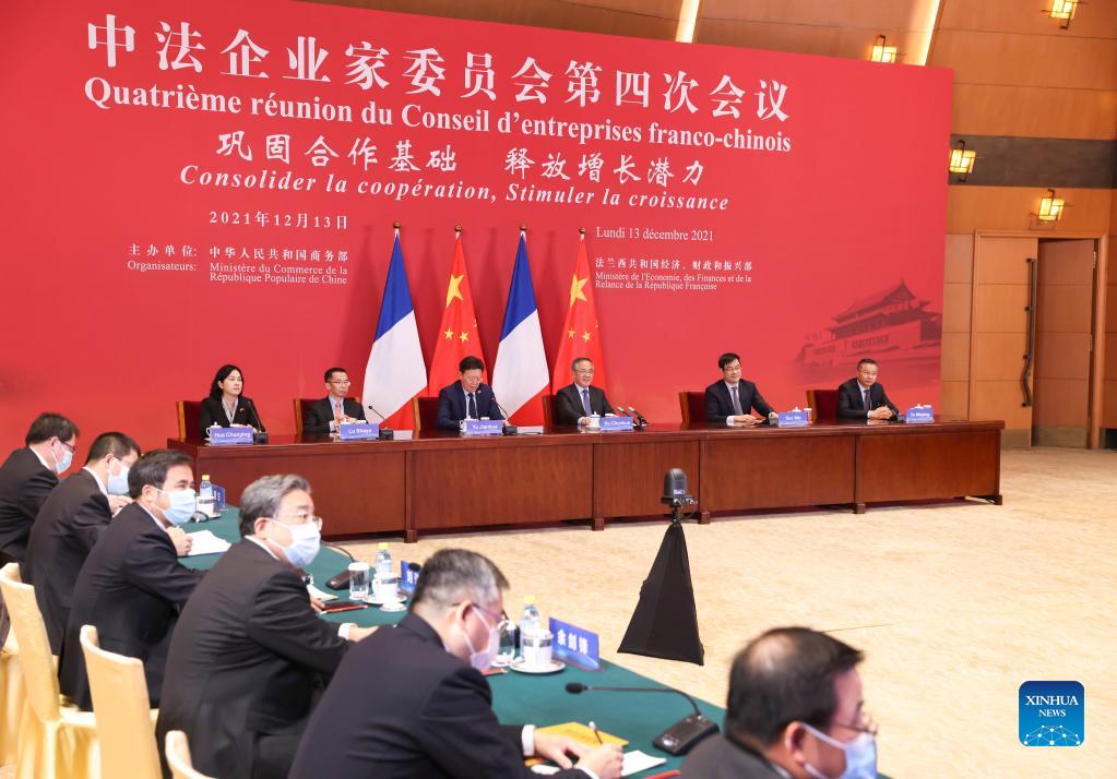 china-france-vow-to-strengthen-economic-and-financial-cooperation