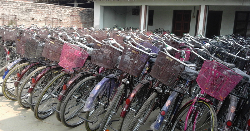 bicycles-distributed-to-school-girls