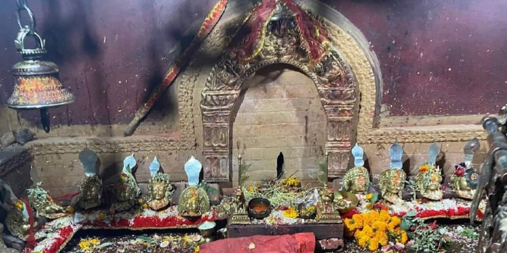 lichchhavi-era-statue-at-balkumari-temple-stolen