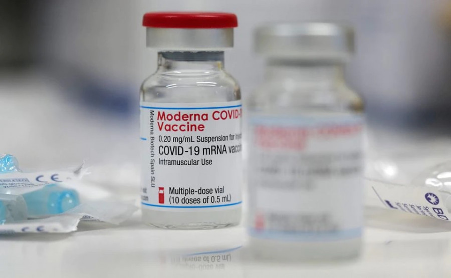 166m-doses-of-moderna-vaccines-arrive