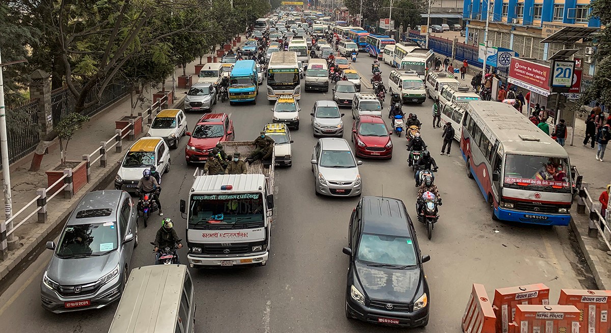 vehicular-movement-after-odd-even-rules-in-kathmandu-photo-feature