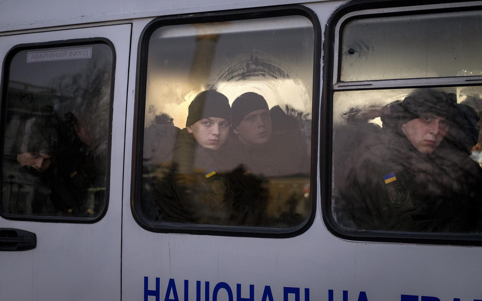 life-in-ukraine-on-the-edge-amid-war-fears-photo-feature