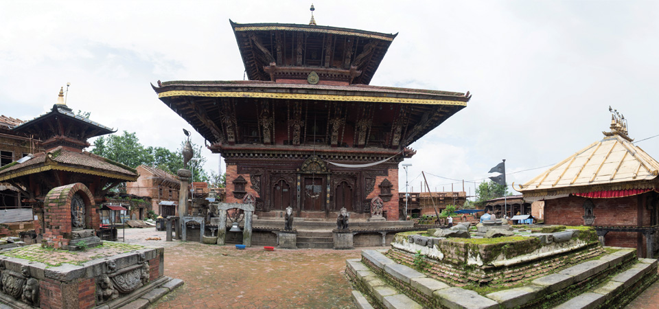 626-quake-damaged-temples-rebuilt