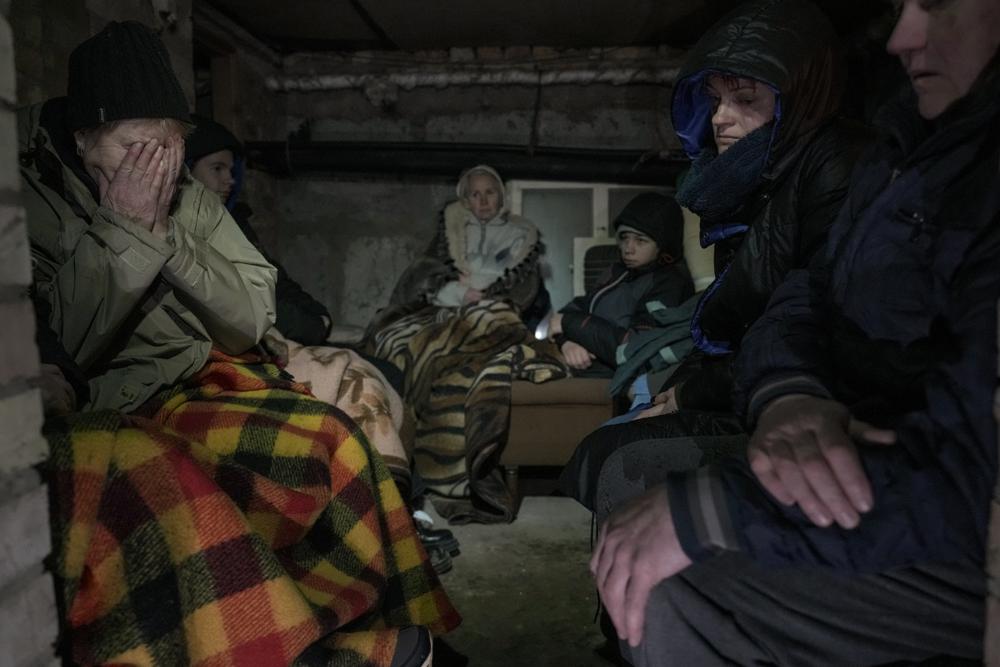 refugee-count-tops-1-million-russians-besiege-ukraine-ports