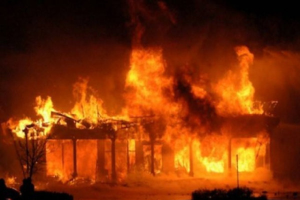 13-houses-gutted-in-incident-of-fire