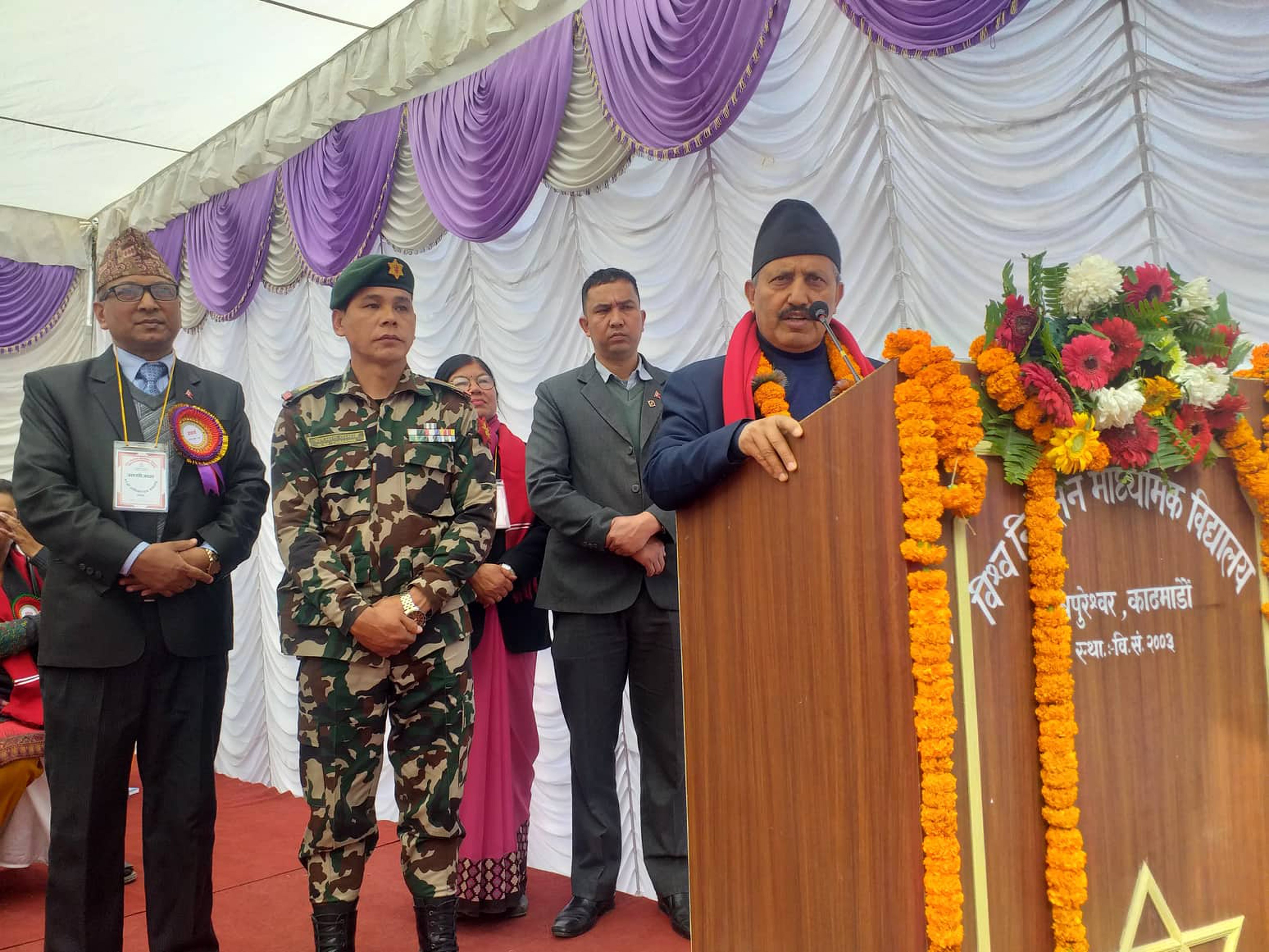 education-minister-insists-on-equal-promotion-of-nepali-and-english-languages