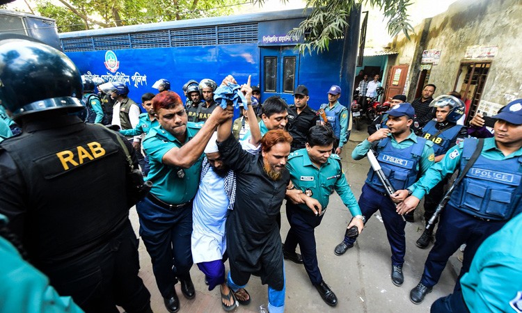 bangladesh-sentences-7-militants-to-death-in-cafe-attack