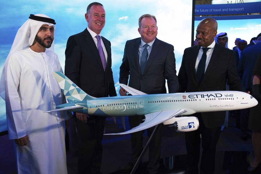 emirates-announces-order-for-50-airbus-a350s-worth-16b
