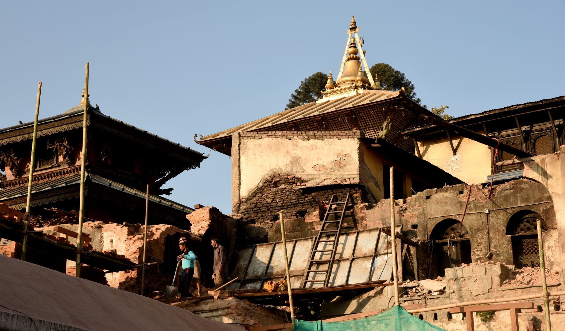 the-other-side-of-pashupatinath-temple