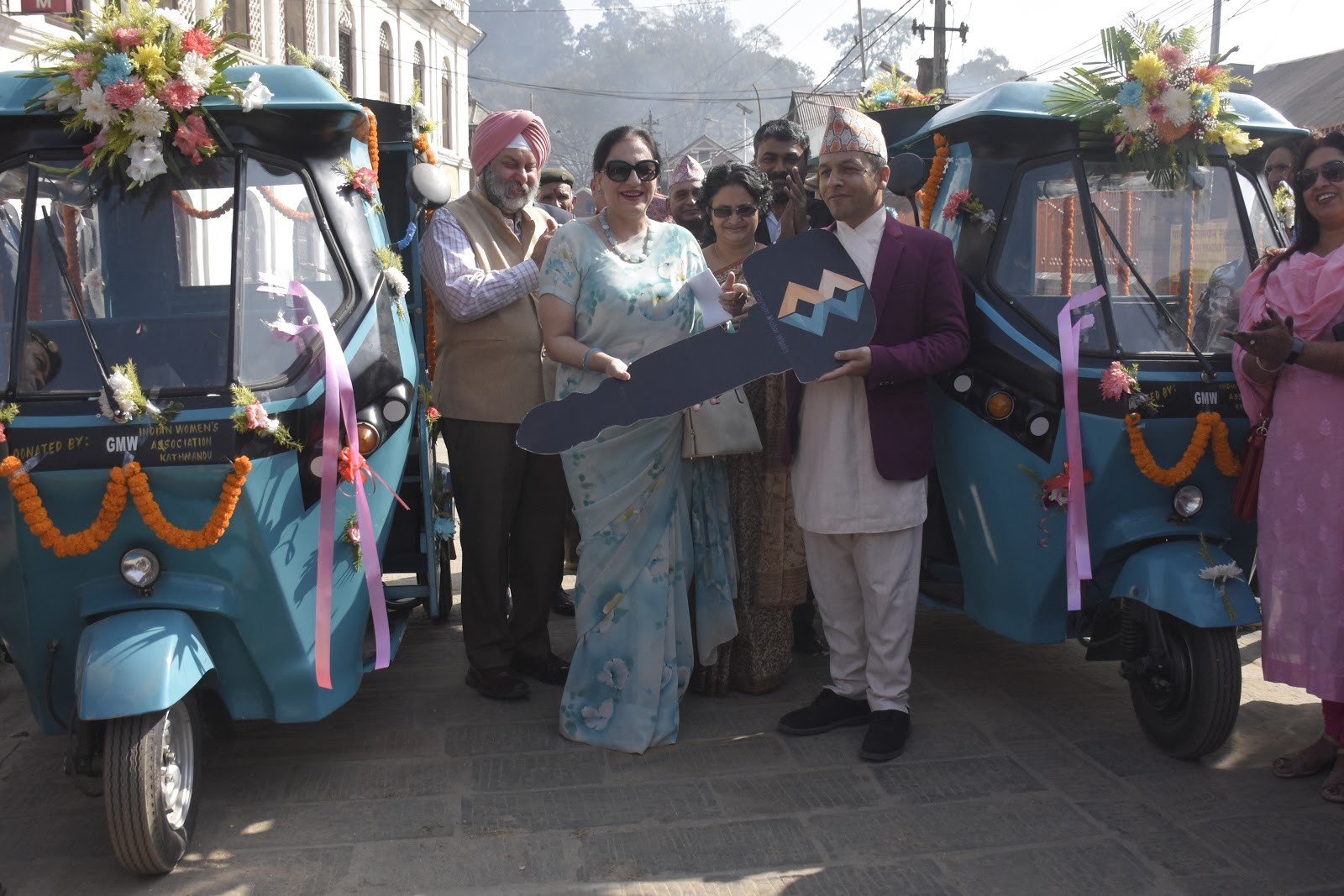two-electric-vehicles-handed-over-to-pashupati-development-trust